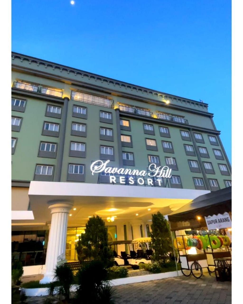 Savanna Hill Resort Ulu Tiram Bagian luar foto